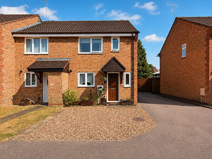 3 Bedroom End Of Terrace House For Sale In Mill Meadow, Kingsthorpe, Northampton, NN2