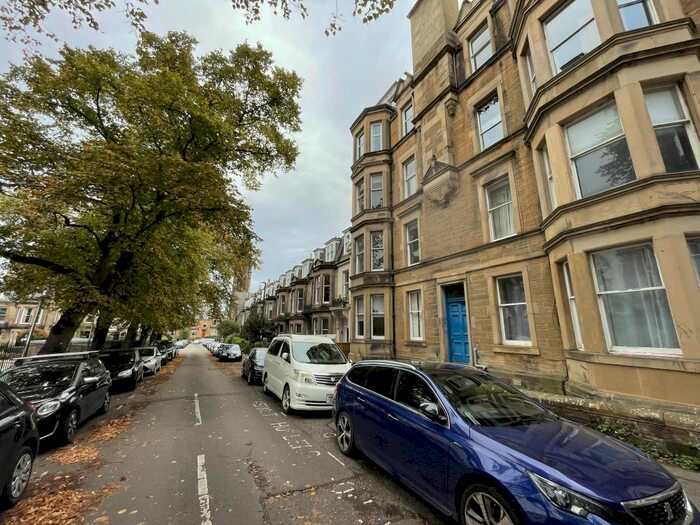 2 Bedroom Flat To Rent In Westhall Gardens, Bruntsfield, Edinburgh, EH10