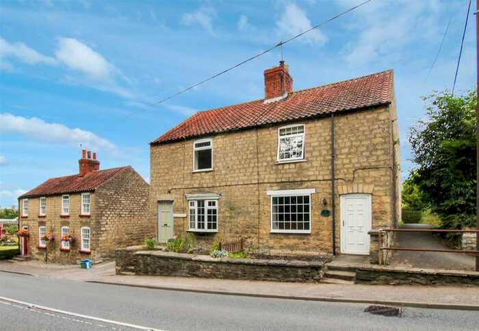 2 Bedroom House To Rent In High Street, Barton-le-street, Malton, YO17