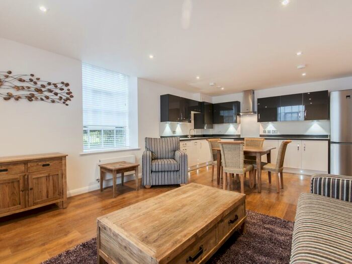 1 Bedroom Apartment To Rent In Mill Street, City Centre, OX2