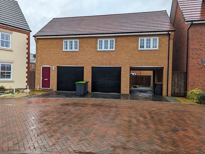 3 Bedroom Detached House To Rent In Croxden Gardens, Bedford, MK40