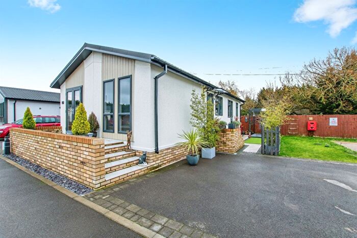 2 Bedroom Park Home For Sale In , Elm, Wisbech, PE14