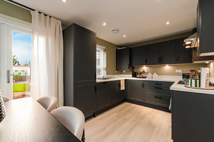 3 Bedroom Semi Detached House For Sale In Scott Way, South Leaze, Swindon, Wiltshire, SN1