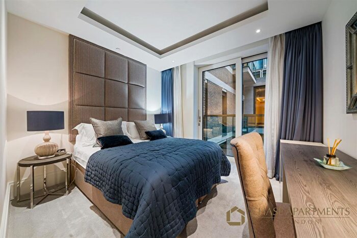 2 Bedroom Flat For Sale In Milford House, Strand, WC2R