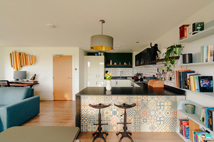 2 Bedroom Flat For Sale In College Road, Bishopston, Bristol, BS7