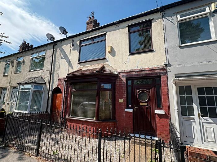 3 Bedroom Property To Rent In Southcoates Avenue, Hull, HU9