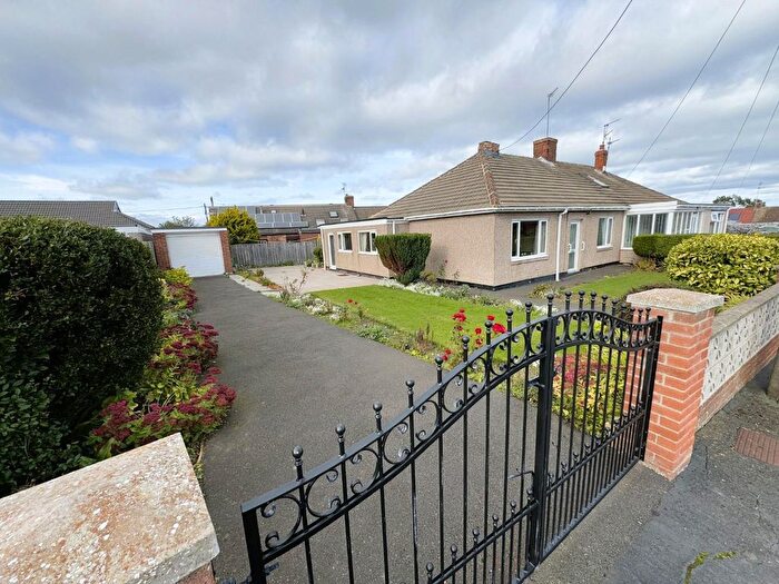 2 Bedroom Semi-detached Bungalow For Sale In Oak Avenue, Blackhall Colliery, Hartlepool, TS27