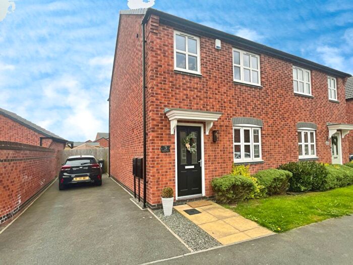 3 Bedroom Semi-Detached House For Sale In Bishop Place, Burton-on-Trent, DE13