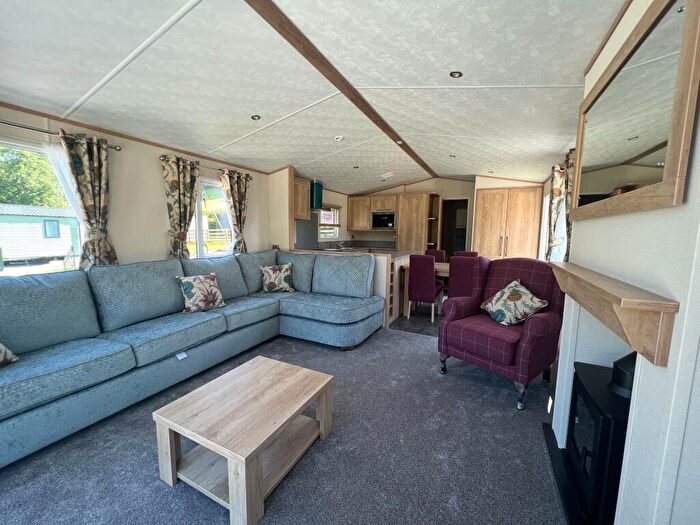 2 Bedroom Lodge For Sale In Bala, North Wales, LL23