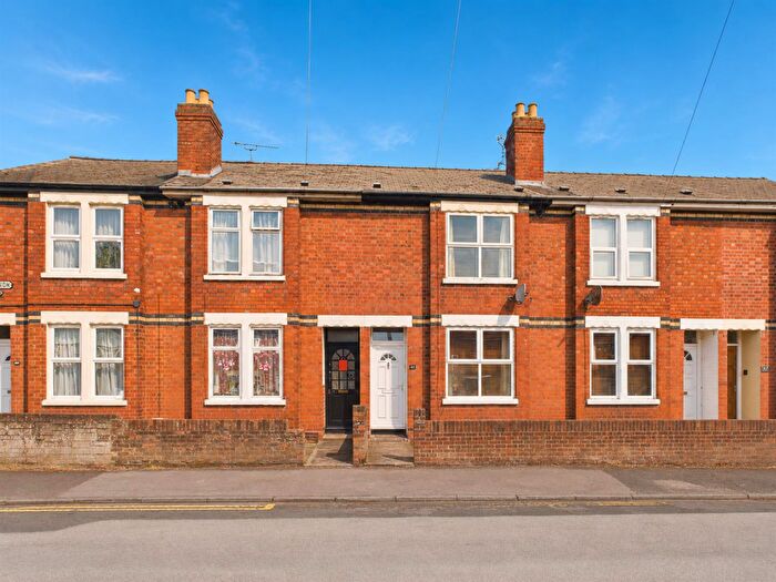 3 Bedroom Terraced House For Sale In Tarrington Road, Gloucester, GL1
