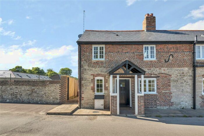1 Bedroom Terraced House For Sale In Piddlehinton, Dorchester, DT2