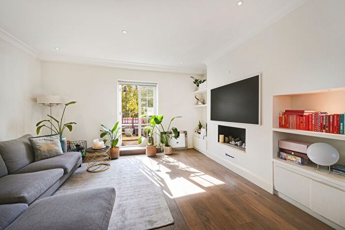 2 Bedroom Flat To Rent In Old Brompton Road, South Kensington, SW7