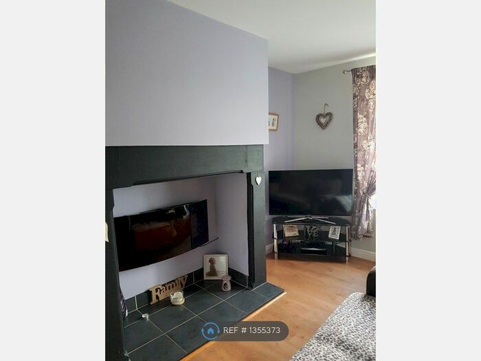 2 Bedroom Semi-Detached House To Rent In Consett Rd, Consett, DH8