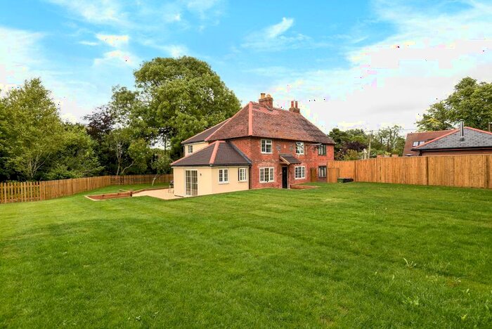 3 Bedroom Semi-Detached House To Rent In Blewbury, Oxfordshire, OX11