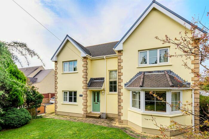 4 Bedroom Detached House For Sale In Swiss Valley, Llanelli, SA14