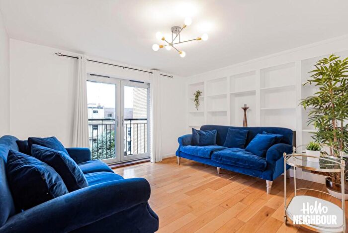 2 Bedroom Apartment To Rent In Odeon Court, Chicksand Street, London, E1