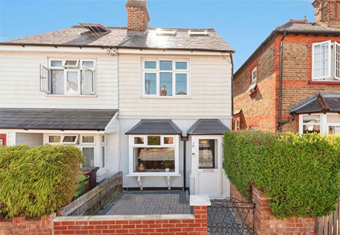 3 Bedroom Semi Detached House For Sale In Washington Road, Worcester Park, KT4
