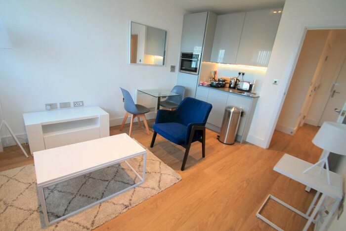 1 Bedroom Apartment To Rent In Laporte Way, Luton, LU4