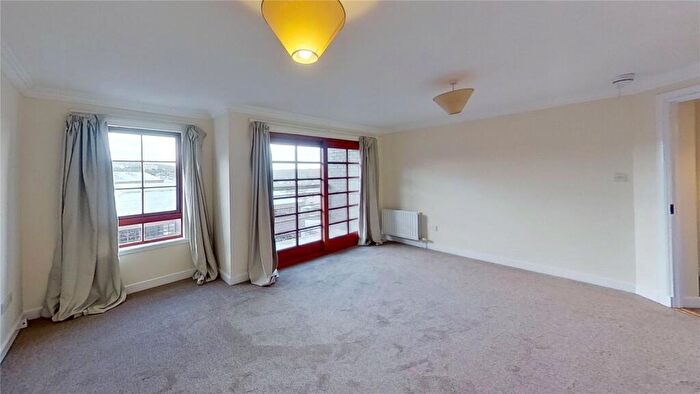 2 Bedroom Flat To Rent In Orchard Brae Avenue, Edinburgh, EH4