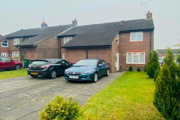 3 Bedroom Property To Rent In Basildon Way, Crawley, RH11