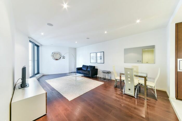 1 Bedroom Flat To Rent In South Boulevard, Baltimore Wharf, Canary Wharf, E14