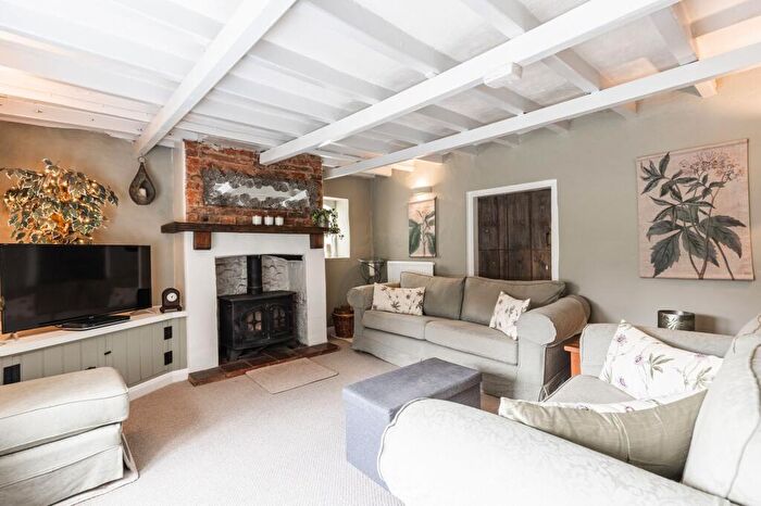 3 Bedroom Detached House For Sale In Chain Free In Snettisham, PE31