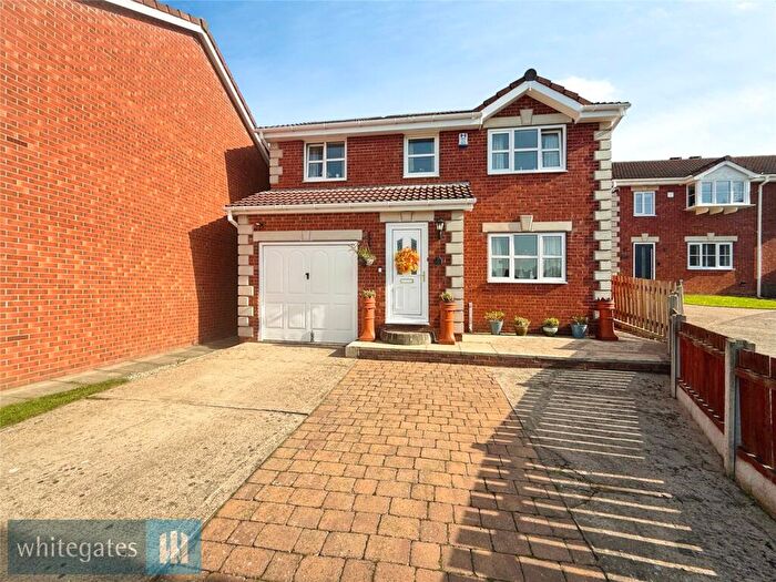 4 Bedroom Detached House For Sale In Carron Drive, Mapplewell, S75