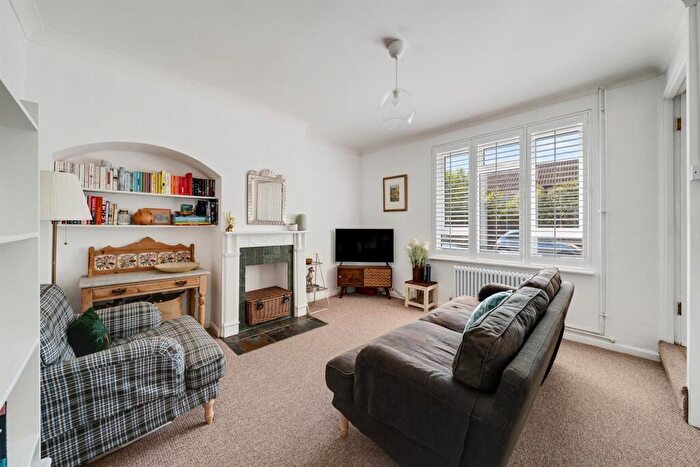 2 Bedroom End Of Terrace House For Sale In Brook Lane, Bromley, BR1