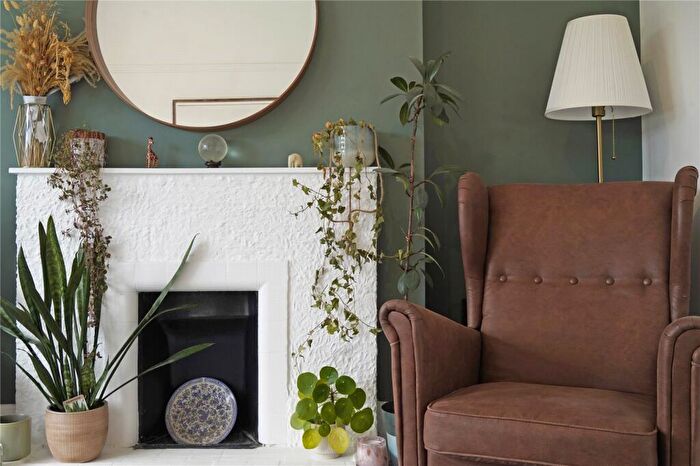 2 Bedroom Flat For Sale In Sherriff Road, West Hampstead, NW6