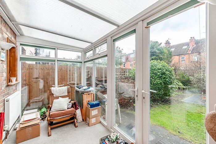 1 Bedroom Flat For Sale In Lance Road, West Harrow, Harrow, HA1