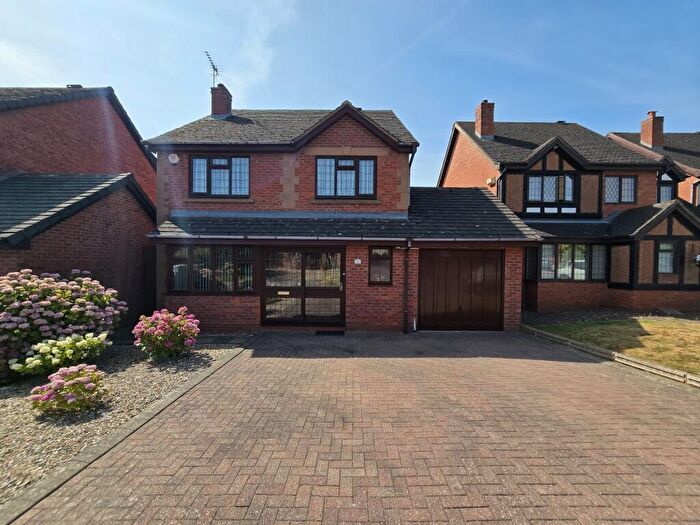 4 Bedroom Detached House For Sale In Whichford Close, Sutton Coldfield, B76