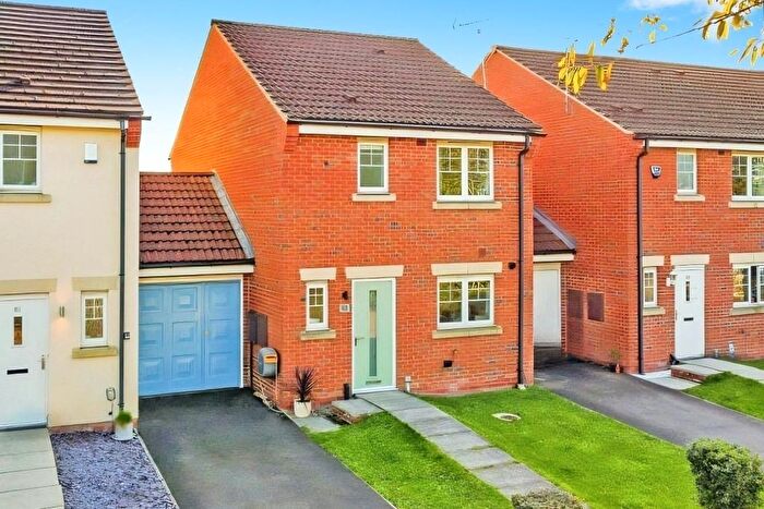 3 Bedroom Link Detached House For Sale In Bridge Close, Church Fenton, Tadcaster, LS24