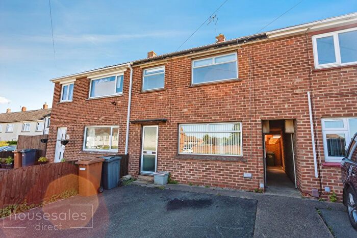 3 Bedroom Terraced House For Sale In Blakeney Crescent, Leicester, LE13