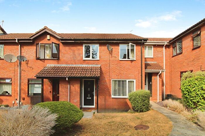 3 Bedroom Terraced House For Sale In Catmint Close, Woodhall Park, SN2