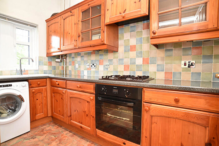 2 Bedroom Apartment For Sale In St Mark's Court, Leeds Road, Harrogate, HG2