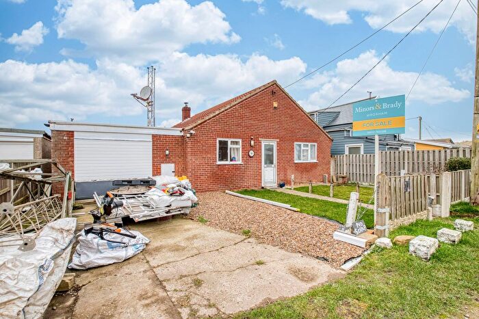 3 Bedroom Detached Bungalow For Sale In Bush Estate, Eccles-On-Sea, NR12