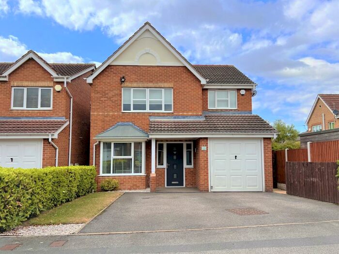 Houses for sale & to rent in S71 2HQ, Burton Road, Monk Bretton Barnsley