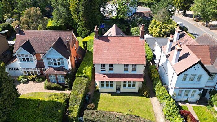 6 Bedroom House For Sale In Chapel Road, Tadworth Green, KT20