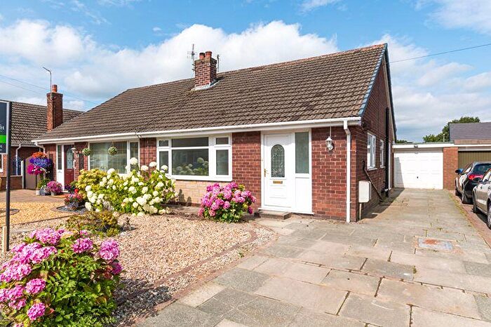 2 Bedroom Semi-Detached Bungalow To Rent In Neargates, Charnock Richard, PR7