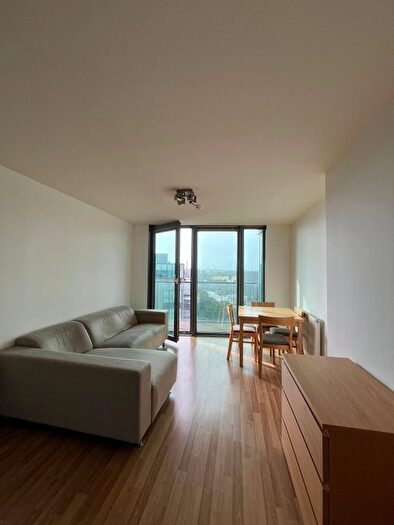 1 Bedroom Flat To Rent In George Hudson Tower, Stratford, One Stratford, High Street, E15