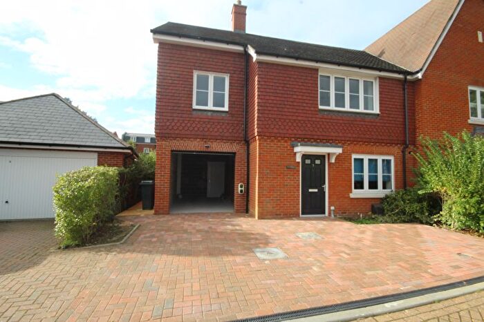 5 Bedroom Semi-Detached House For Sale In The Square, High Street, Leigh, Tonbridge, TN11