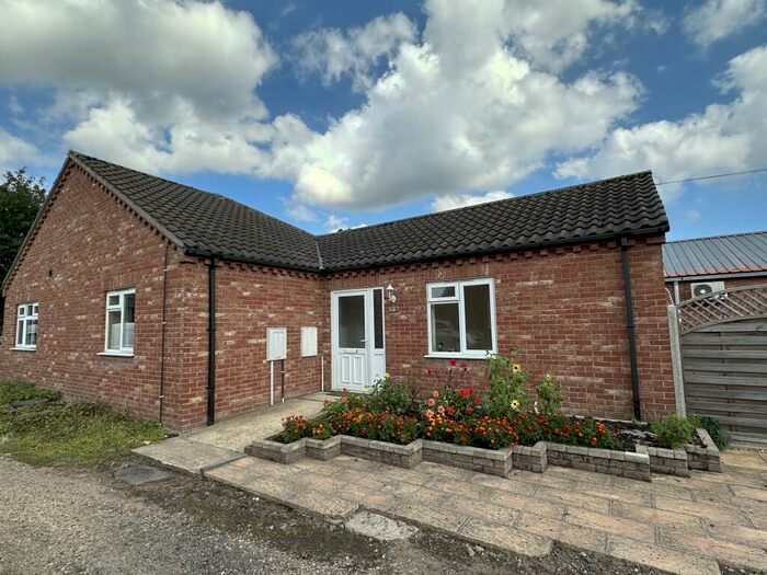 3 Bedroom Bungalow To Rent In Southend Road, Bungay, NR35