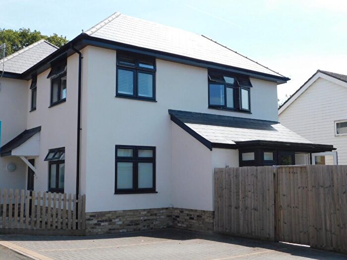 1 Bedroom Apartment For Sale In Darwin Avenue, Christchurch, BH23