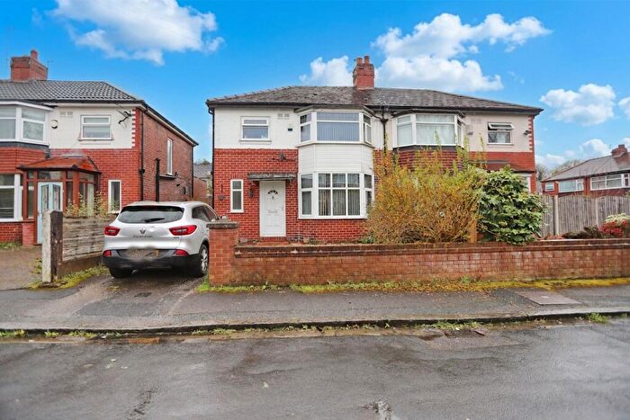 3 Bedroom Property For Sale In Berwick Avenue, Whitefield, M45