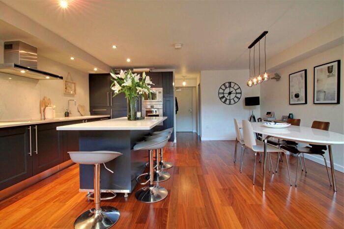 2 Bedroom Apartment To Rent In Amazon Lofts, Tenby Street, Jewellery Quarter, B1