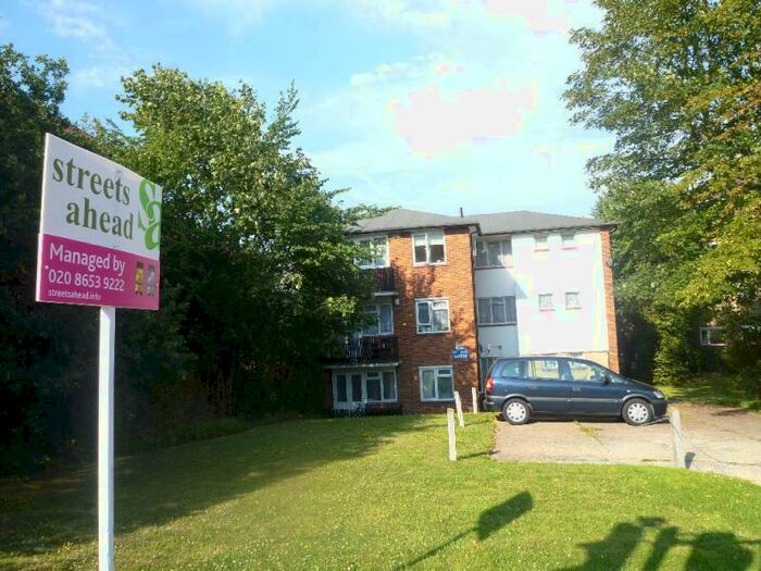 2 Bedroom Apartment To Rent In McRae House, South Norwood Hill, London, SE25