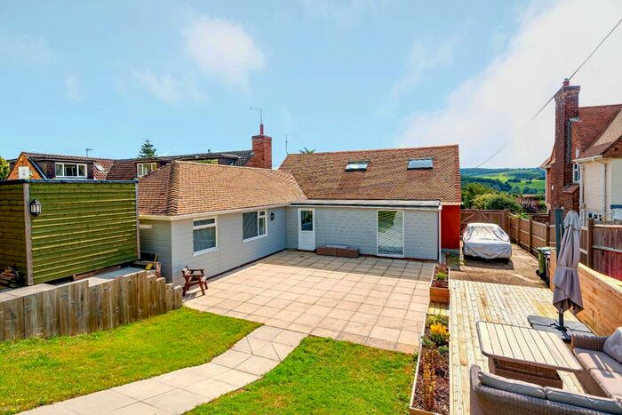 5 Bedroom Chalet For Sale In Canterbury Road, Bilting, Ashford, TN25