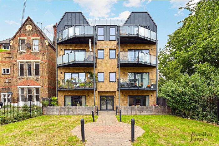 1 Bedroom Flat For Sale In Bartlett Close, London, E14