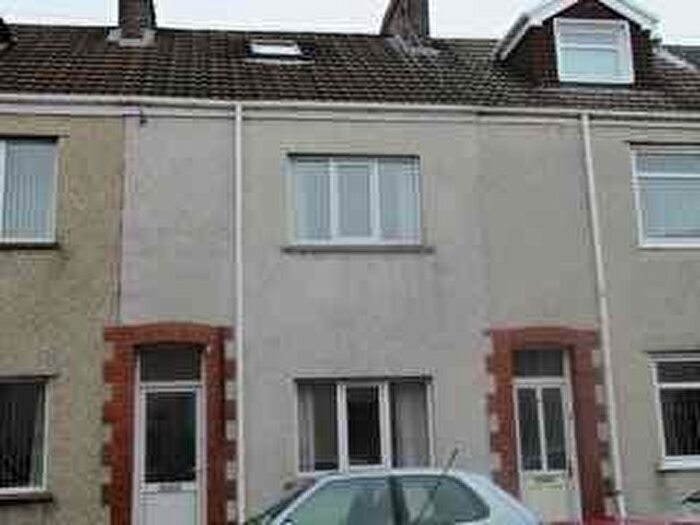 5 Bedroom House To Rent In Richardson Road, Sandfields, Swansea, SA1