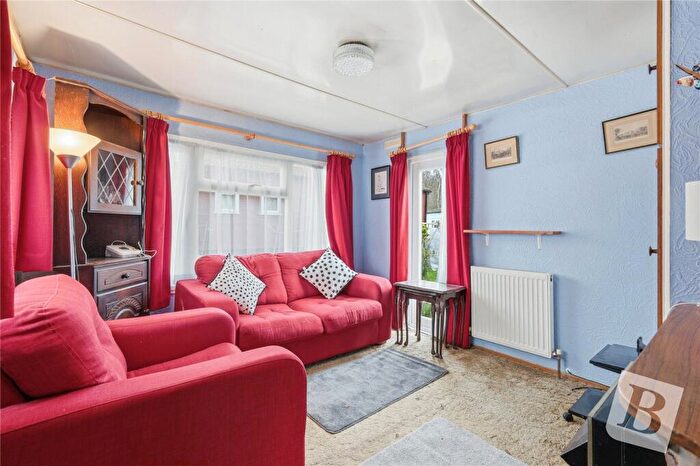 1 Bedroom Detached House For Sale In Temple Grove Park, Bakers Lane, West Hanningfield, Chelmsford, CM2